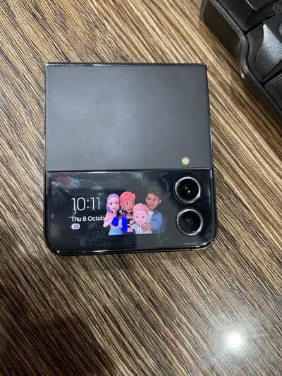 z Flip 4 offical PTA