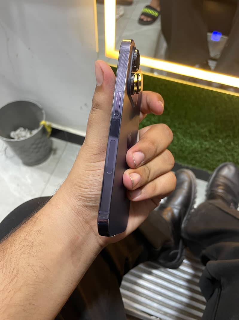 Apple iPhone 14 Pro 3