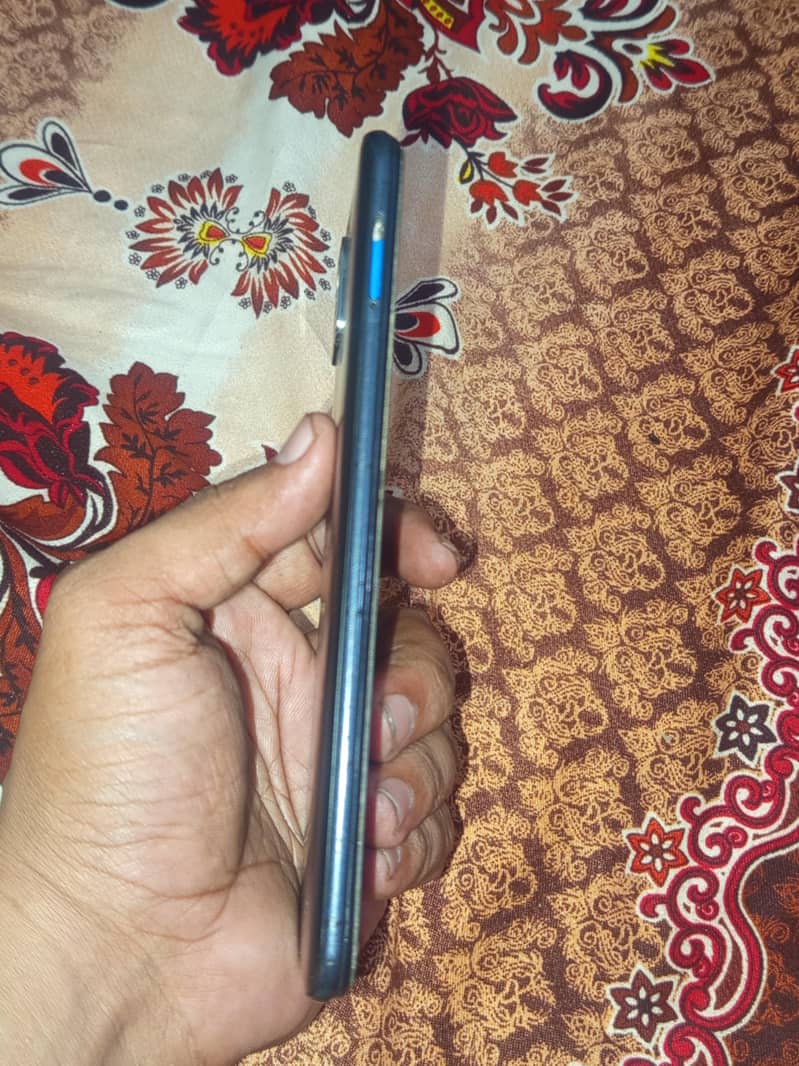 OPPO A16e 4