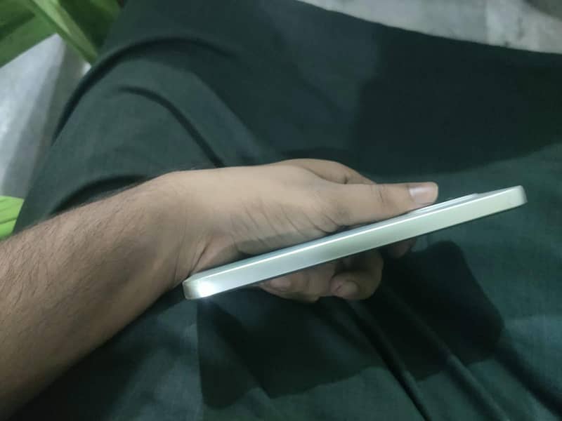 oppo A6s pro 4