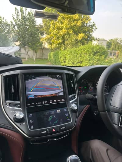 Toyota Crown 2015