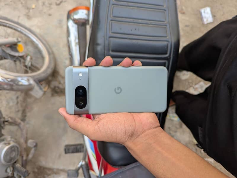 Google Pixel 8 0