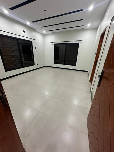 Gulshan Iqbal block 4.500 square yards  Independent Ground Floor 4 Bed DD Marble Flooring separate Car Parking Meter,Pani,solar *Code(16850)*