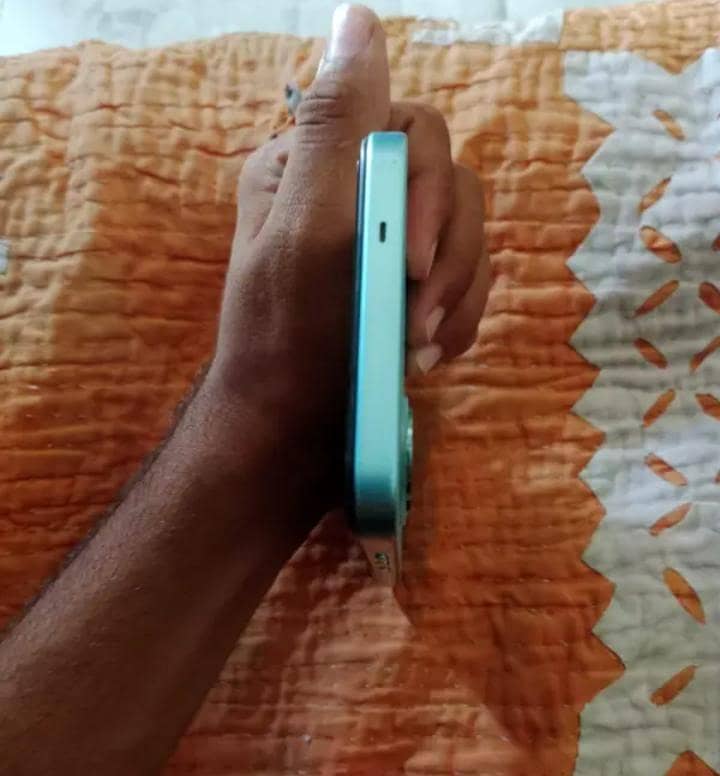 Tecno Spark go2 1