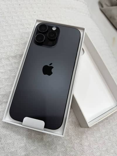 Apple iPhone 16 Pro Max