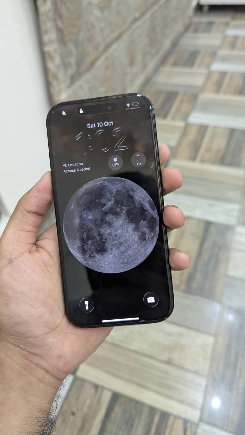 Apple iPhone 16 Pro 6