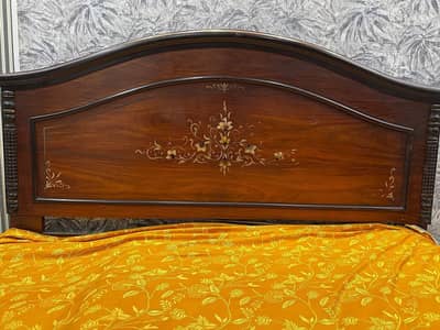 Double bed real wooden