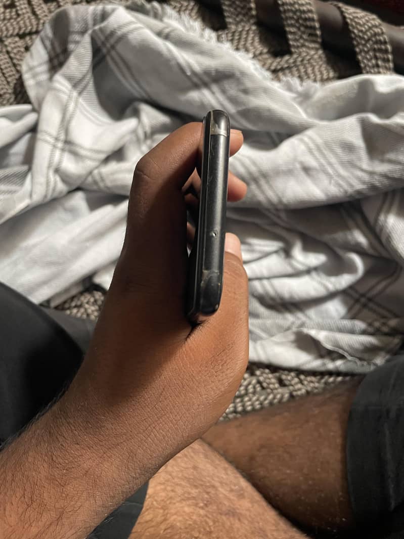 Google Pixel 5 4
