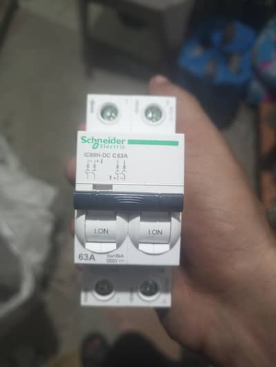 Schneider DC breaker 63 ampere