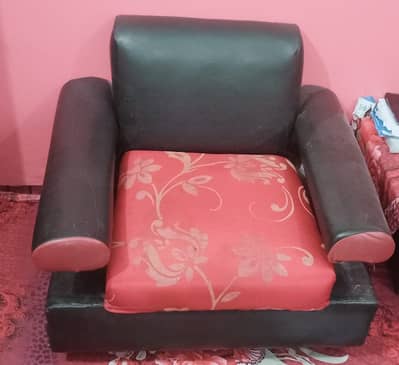 Urgent Sale 7 seaters leather