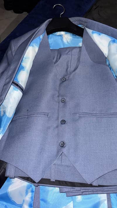 Fresh piece only 1 time use pant coat
