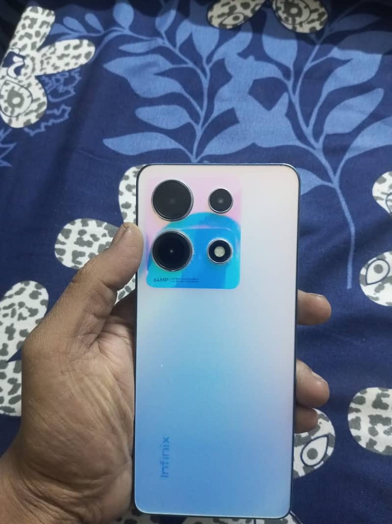 Infinix Note 30 1