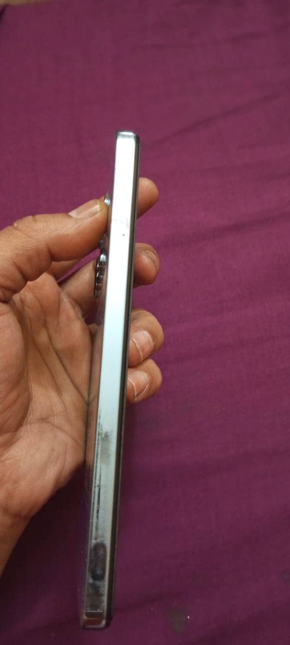 Infinix Note 30 6