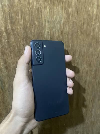 Samsung Mobile S21 FE