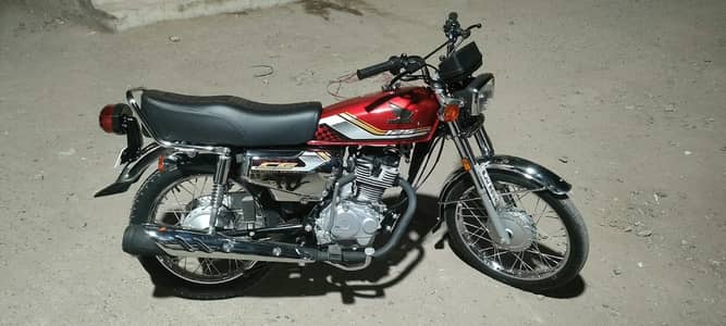 A one bike ha just like a new ik ik chiz new ha  orignal ha