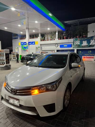 Toyota Corolla Altis 2015 original excellent condition