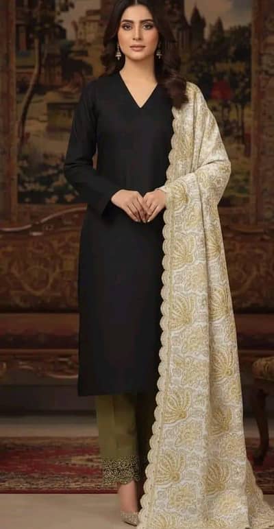 PASHMINA HEAVY EMBROIDERED BRIDAL SHAWL
