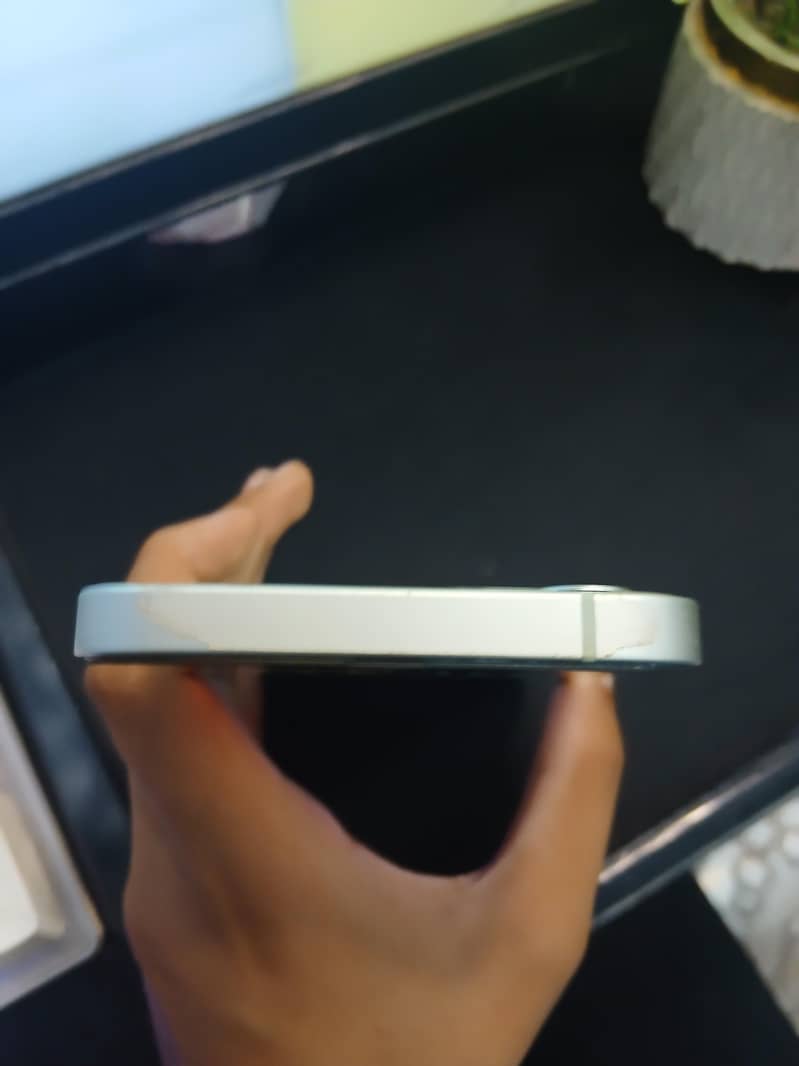 Apple iPhone 12 5