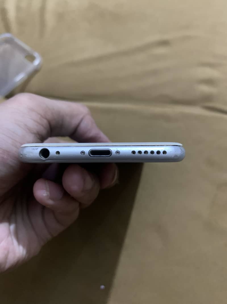 Apple iPhone 6 6