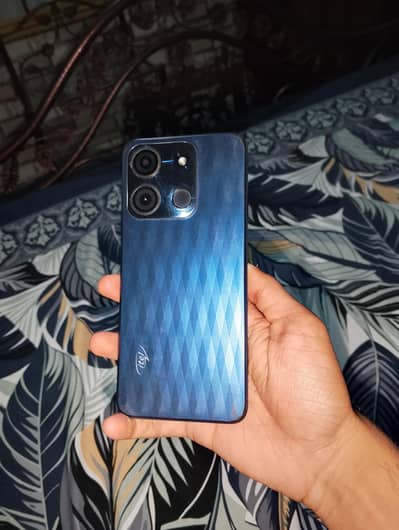 Exchange Itel A60s 8/128 duel sim PTA approved All ok