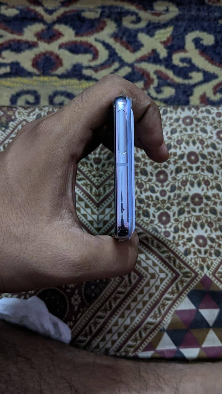 Google Pixel 8 Pro 6