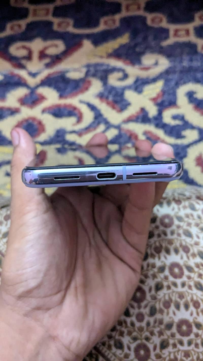 Google Pixel 8 Pro 9