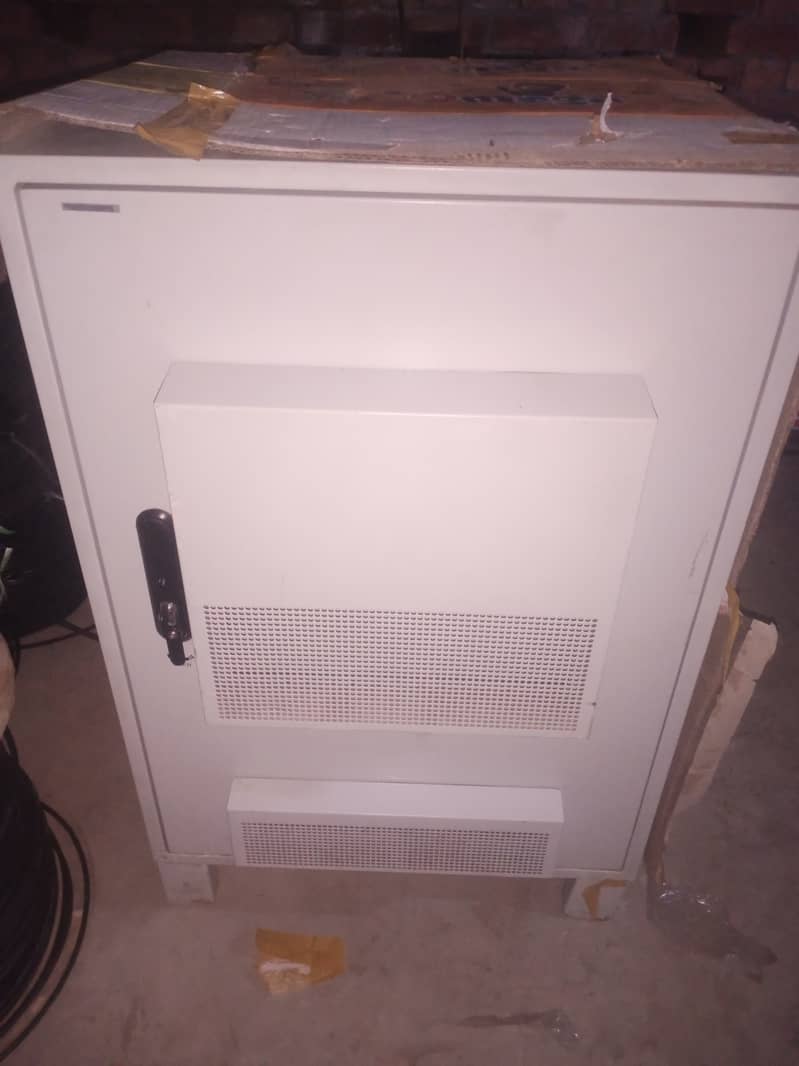 Outdoor Ac Rack 18-22U - Networking - 1120287136