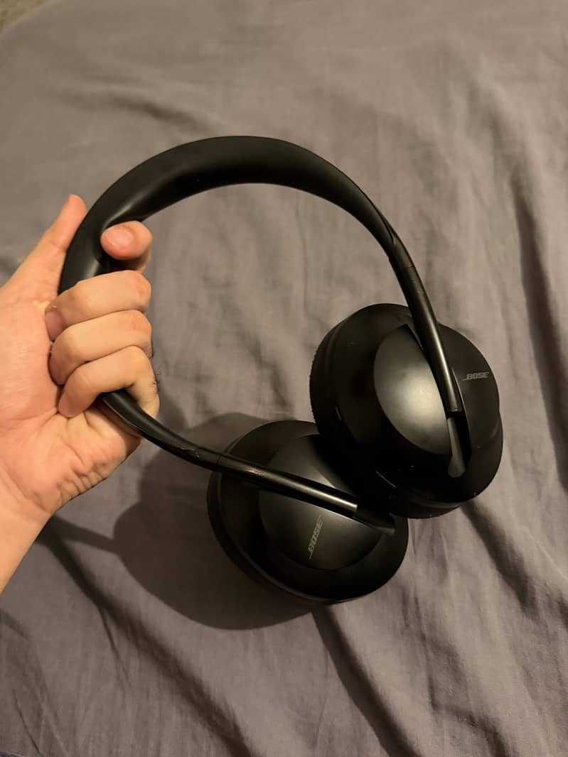 Bose NC700 2