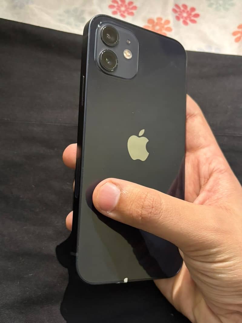 Apple iphone 12 5