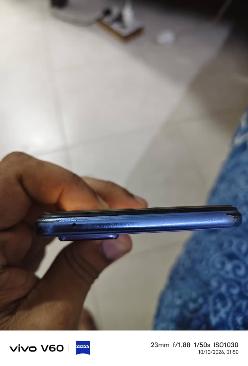 Vivo V21e 4