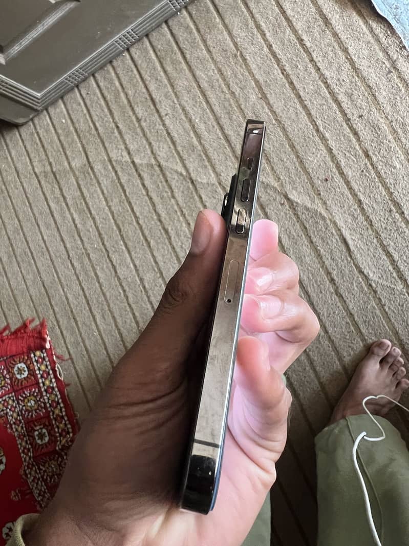 Apple iPhone 13 Pro 7