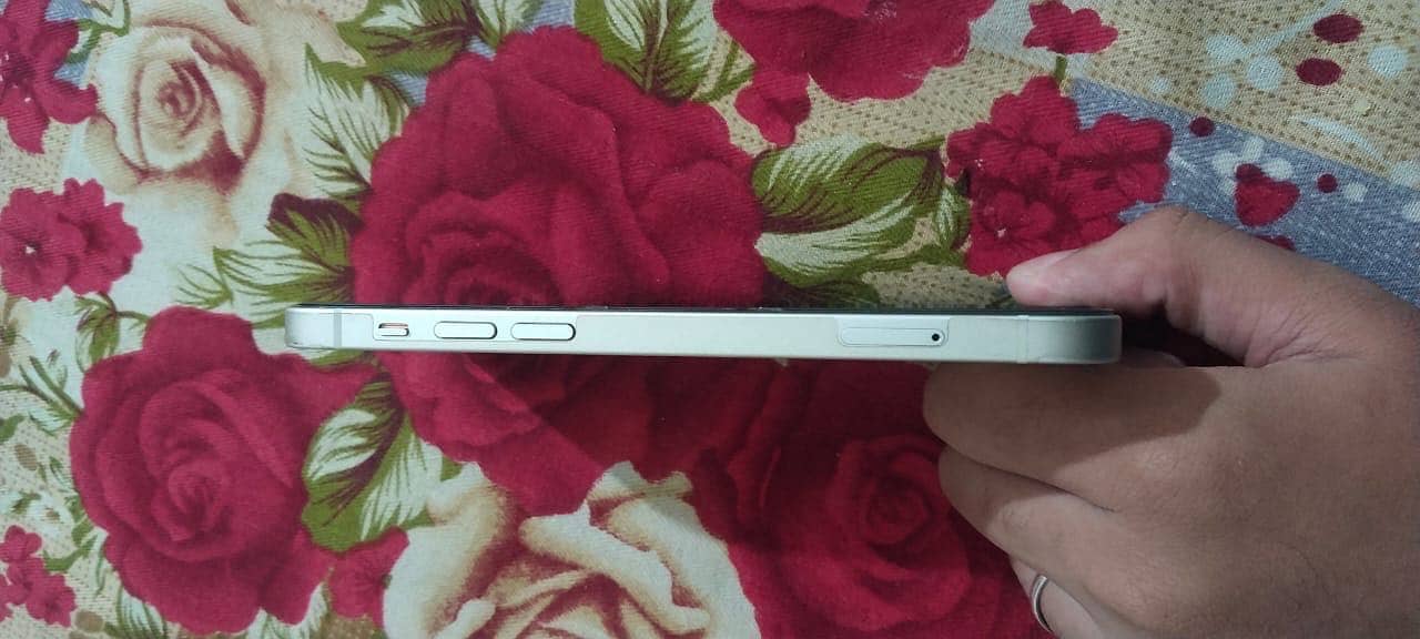 Apple iPhone 12 3