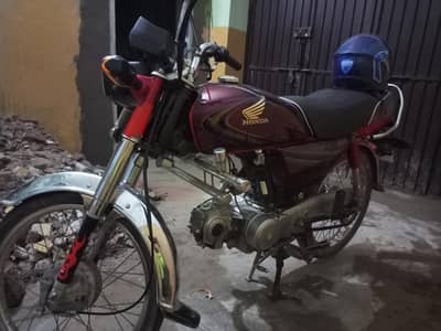 Honda CD 70 2015 model