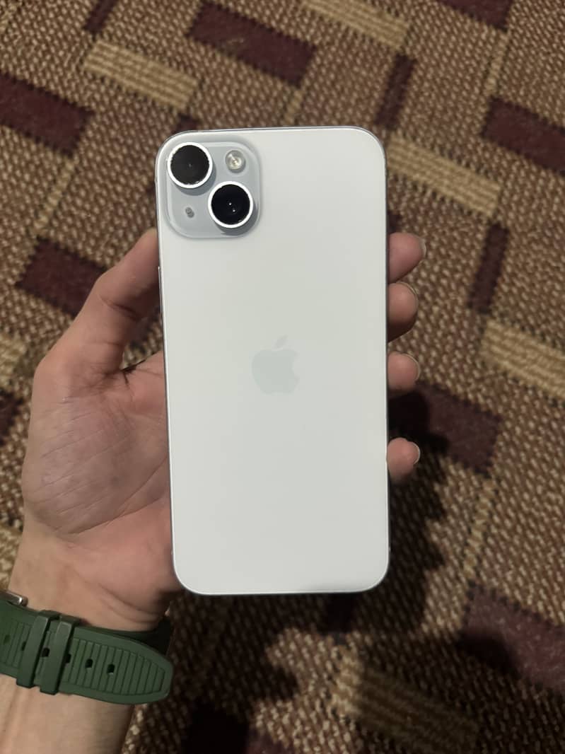 Apple iPhone 15 plus 0