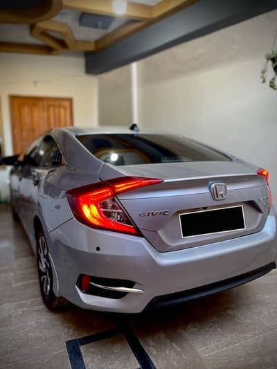 Honda Civic Oriel 2018 UG