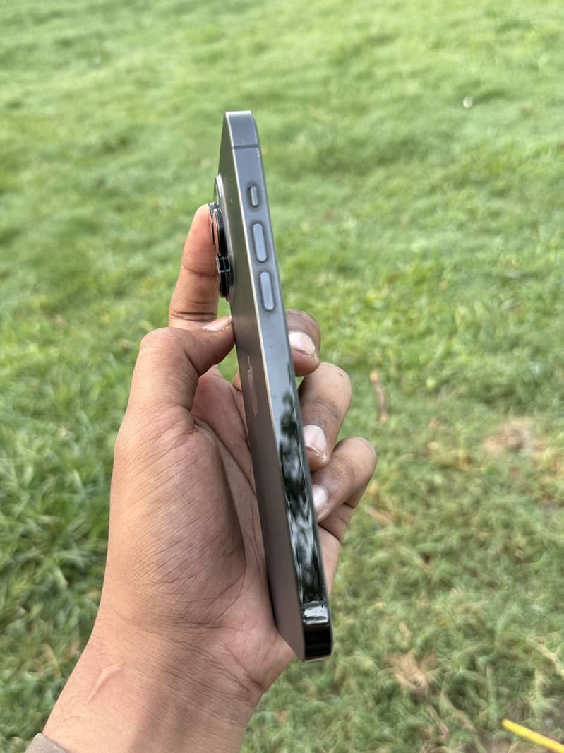 Apple iPhone 14 Pro Max 4