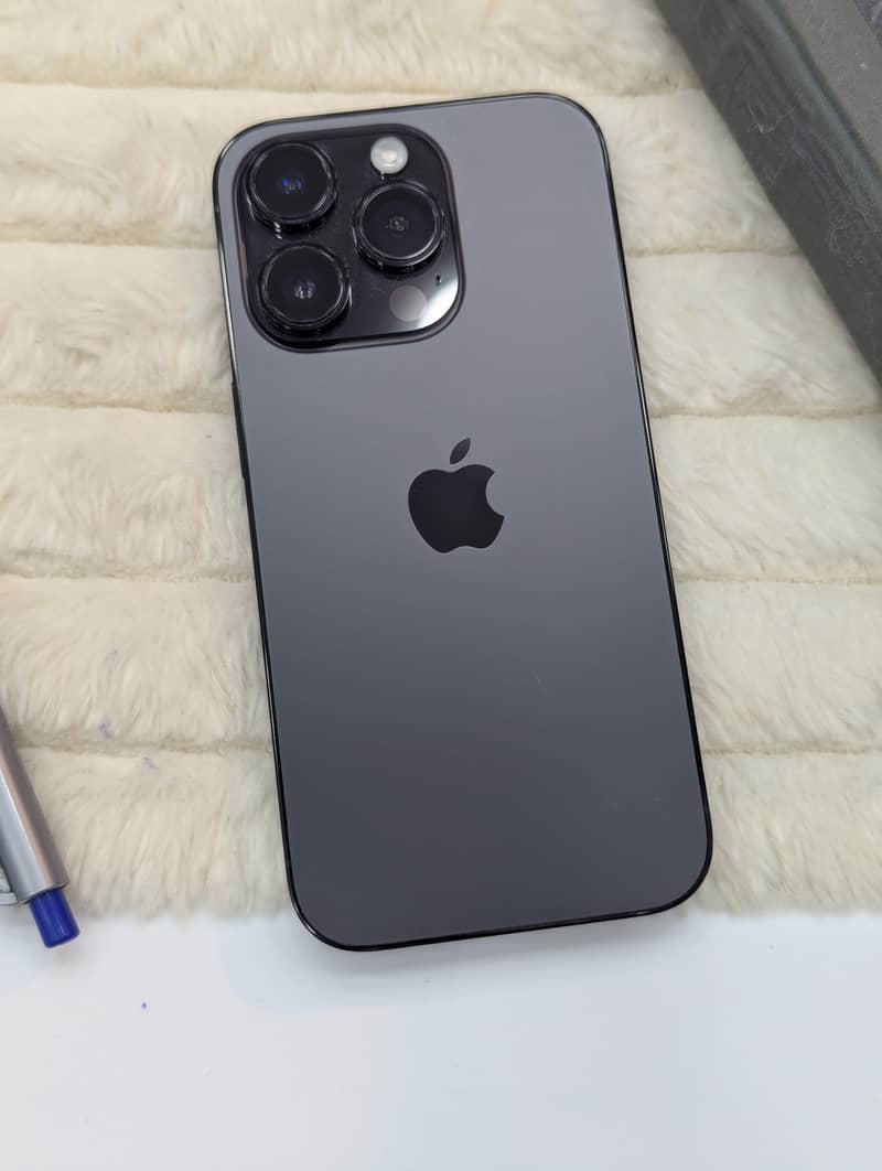 Apple iPhone 14 Pro 0