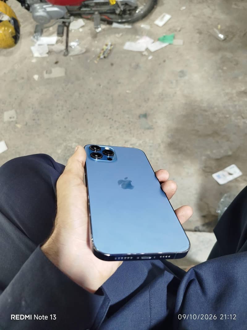 Apple iPhone 12 Pro Max 3