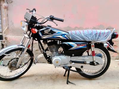 HONDA125 MODEL 2025 Applied for sell urgent sell no sms only phone