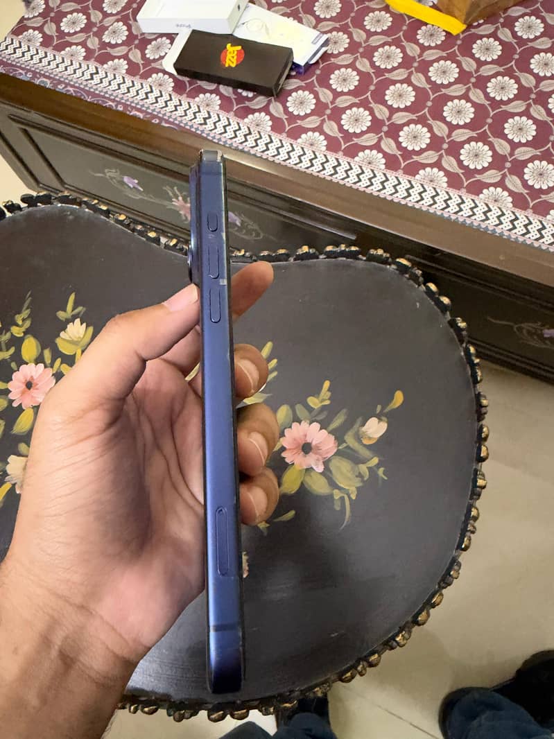 Apple iPhone 17 Pro Max 3