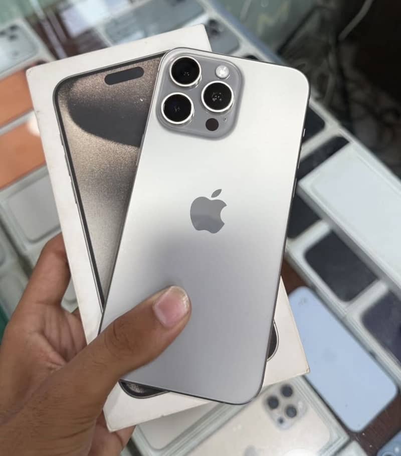 iphone 15 pro max 2