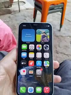 Apple iPhone 12