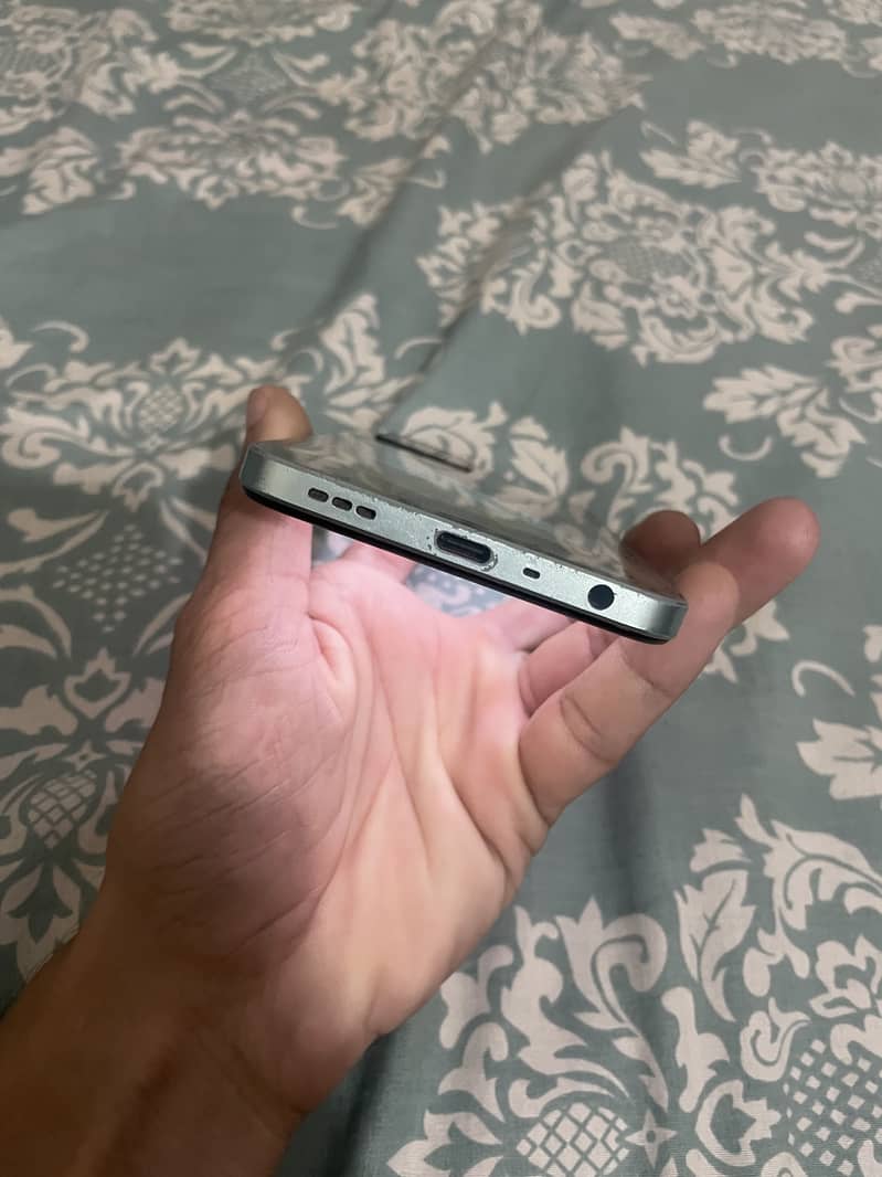 OPPO A57 1