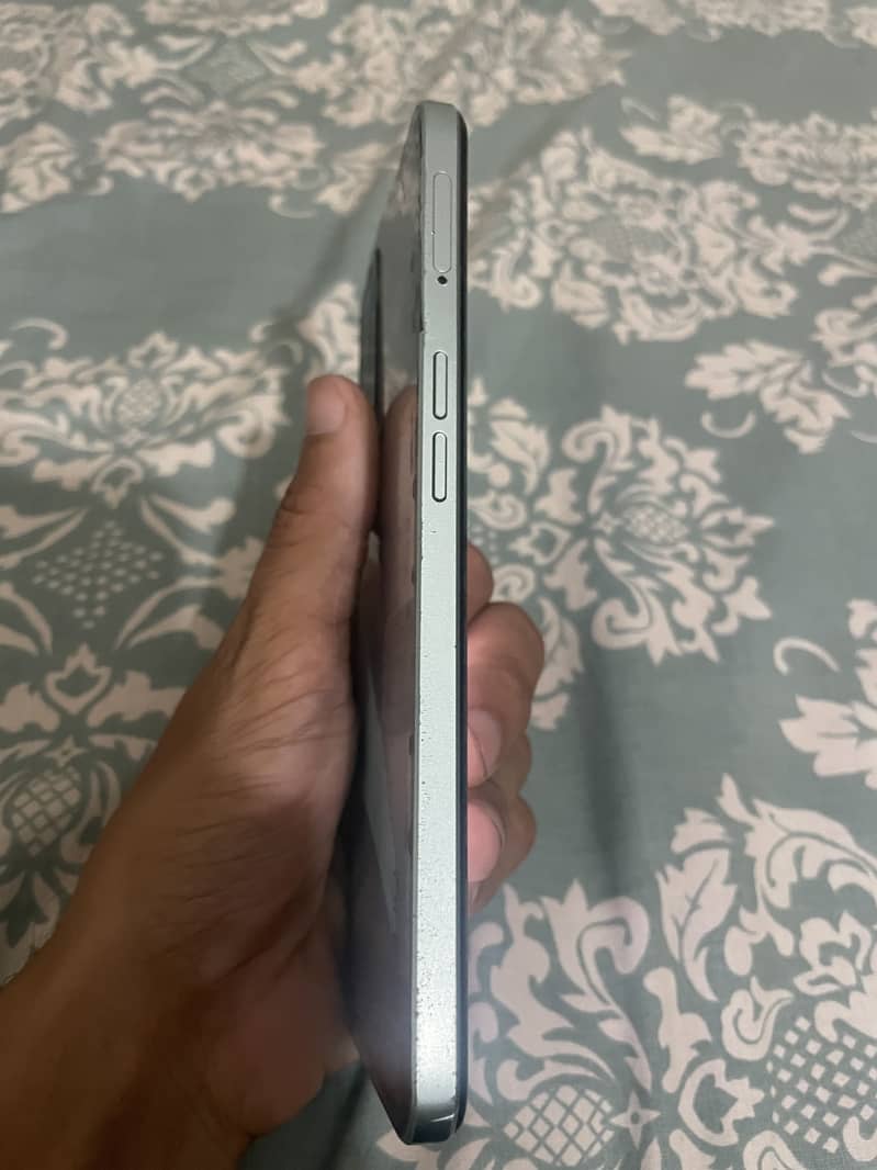 OPPO A57 5