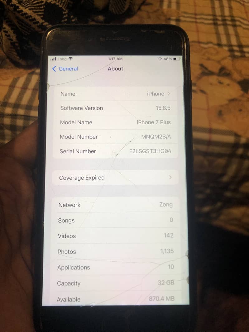 Apple iPhone 7 Plus.   32bg 4