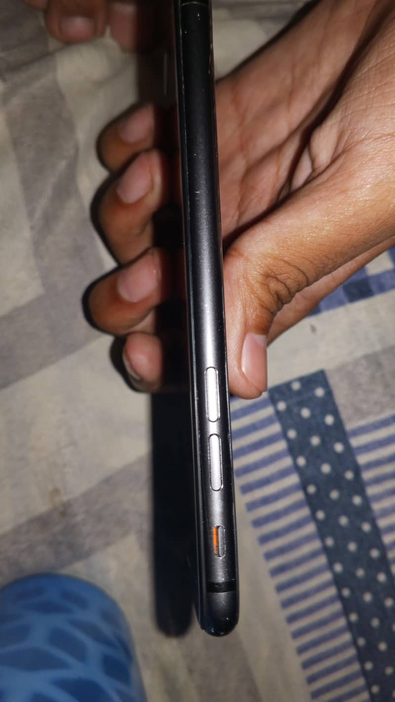Apple iPhone 8 2