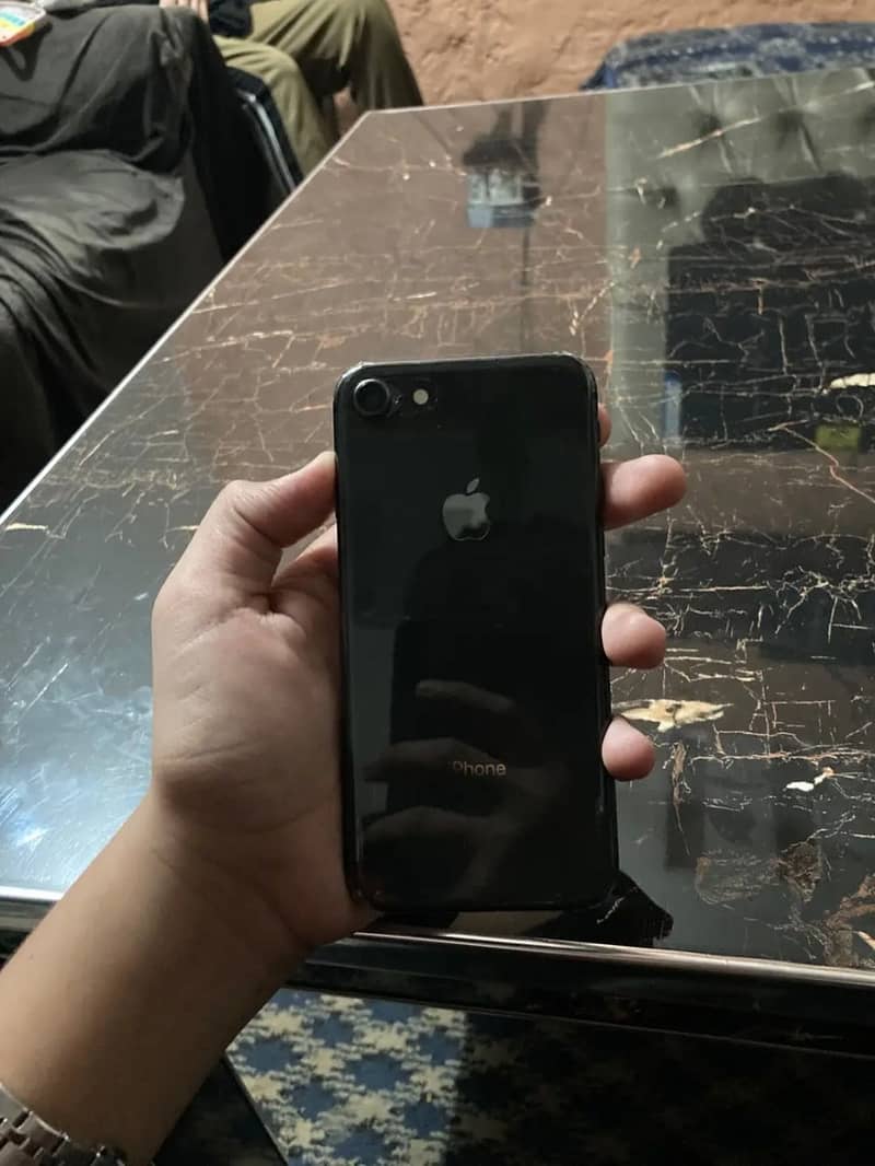 Apple Iphone 8 4