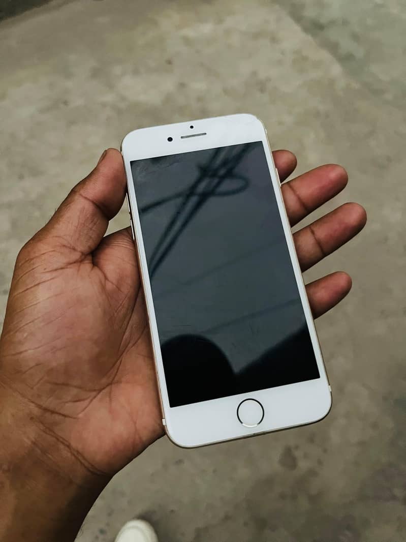 Apple iPhone 7 5