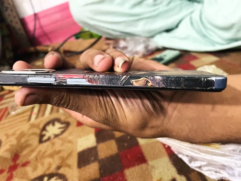 OPPO A18 0