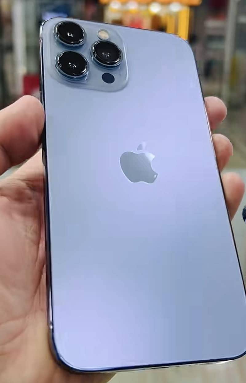 Apple iPhone 13 Pro Max 0